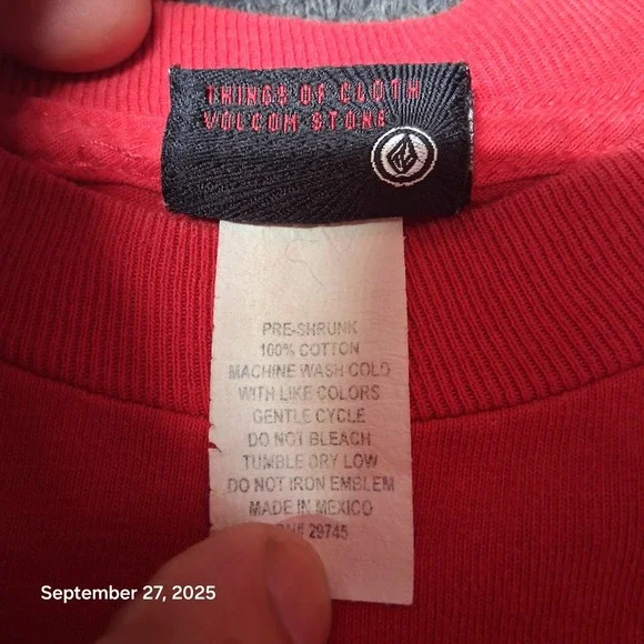 Vintage‎ Volcom Cartoon Monsters Shirt Size Medium Red Long Sleeve Crew Neck - Picture 5 of 10